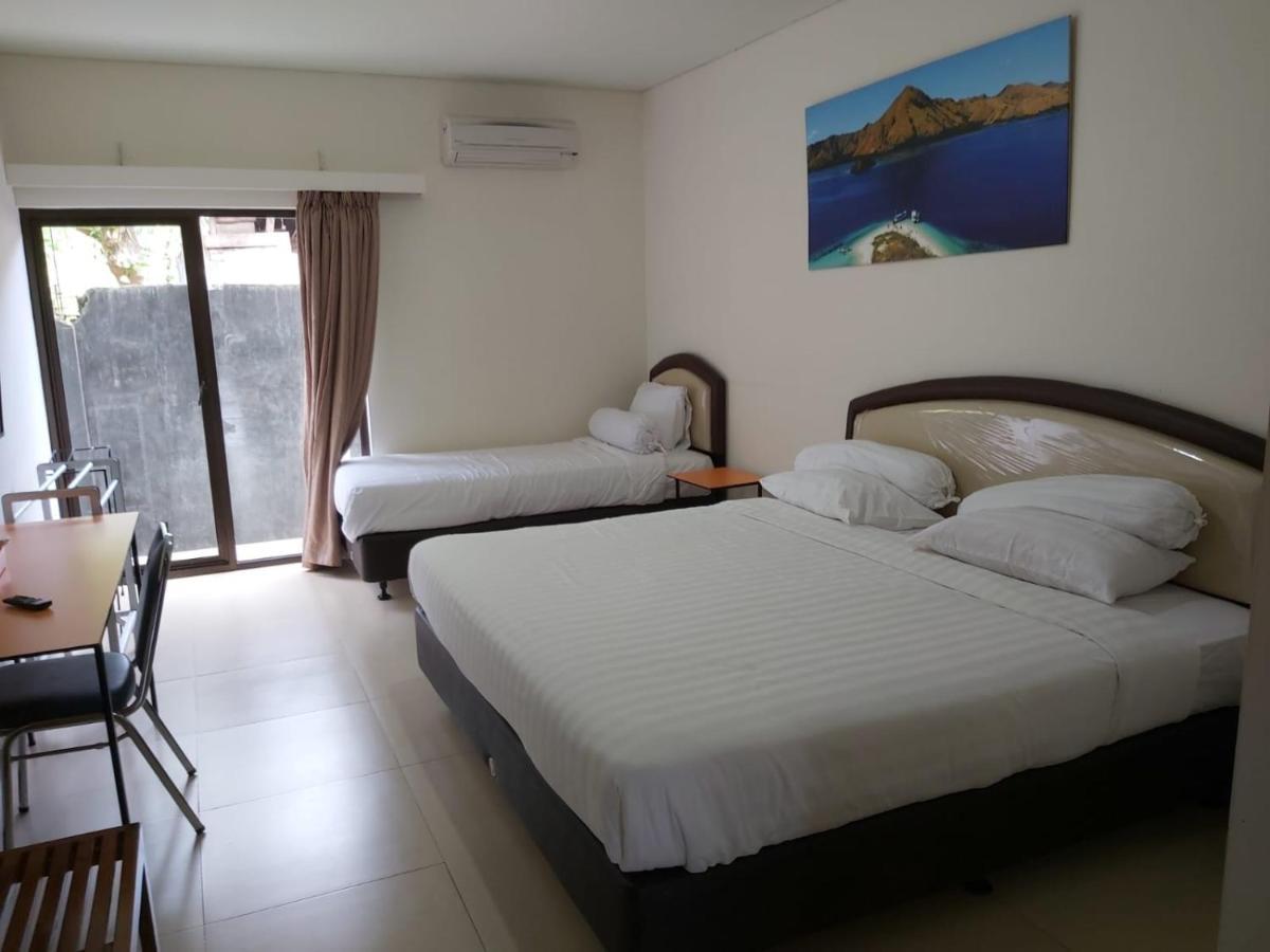Hotel Larensia ลาบวนบาโจ ภายนอก รูปภาพ